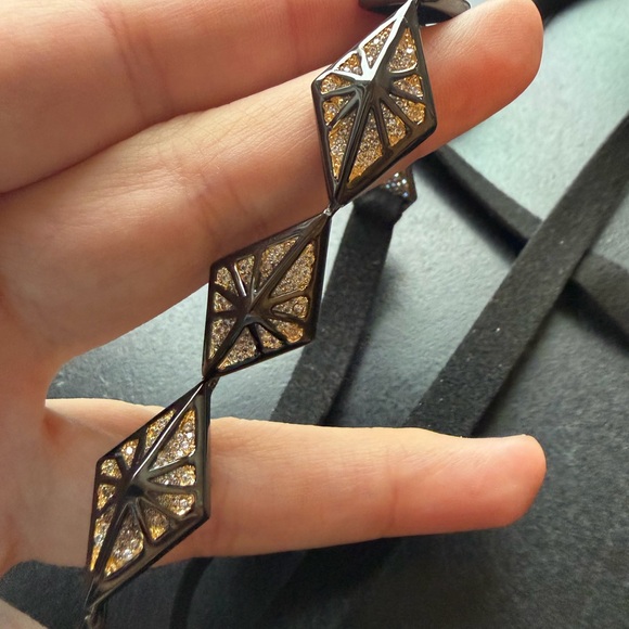 NOIR Black Velvet Geometric Diamond Choker Necklace Statement - Picture 3 of 3